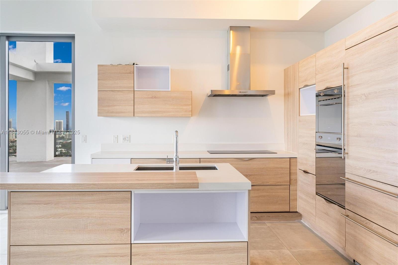 THE HARBOUR PH4 - NORTH - Residential Lease