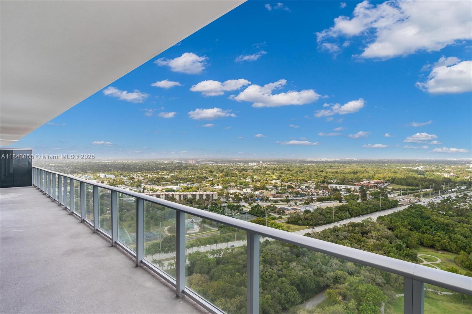 THE HARBOUR PH4 - NORTH - Residential Lease