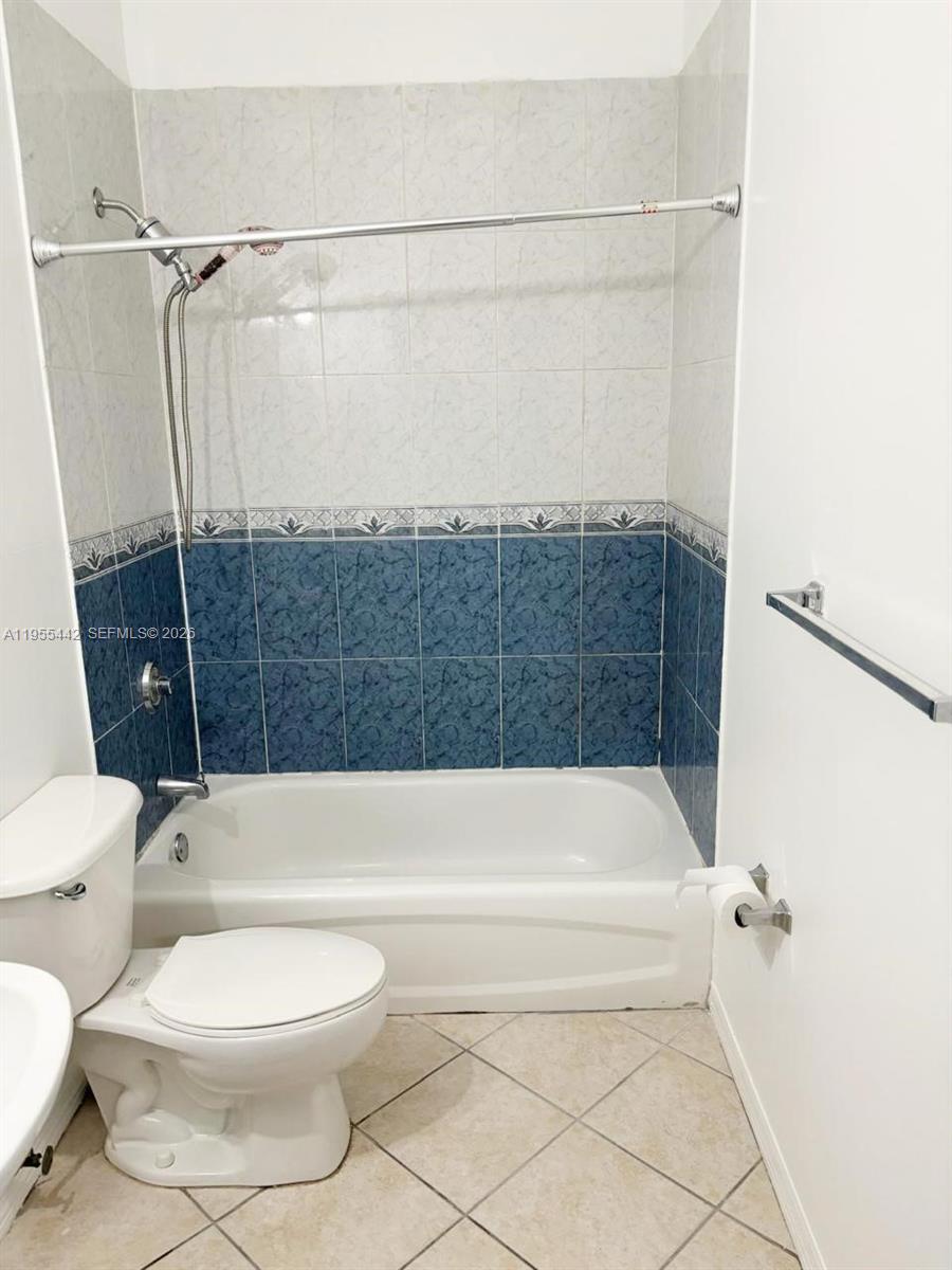 BIRD GROVE CONDO - Residential