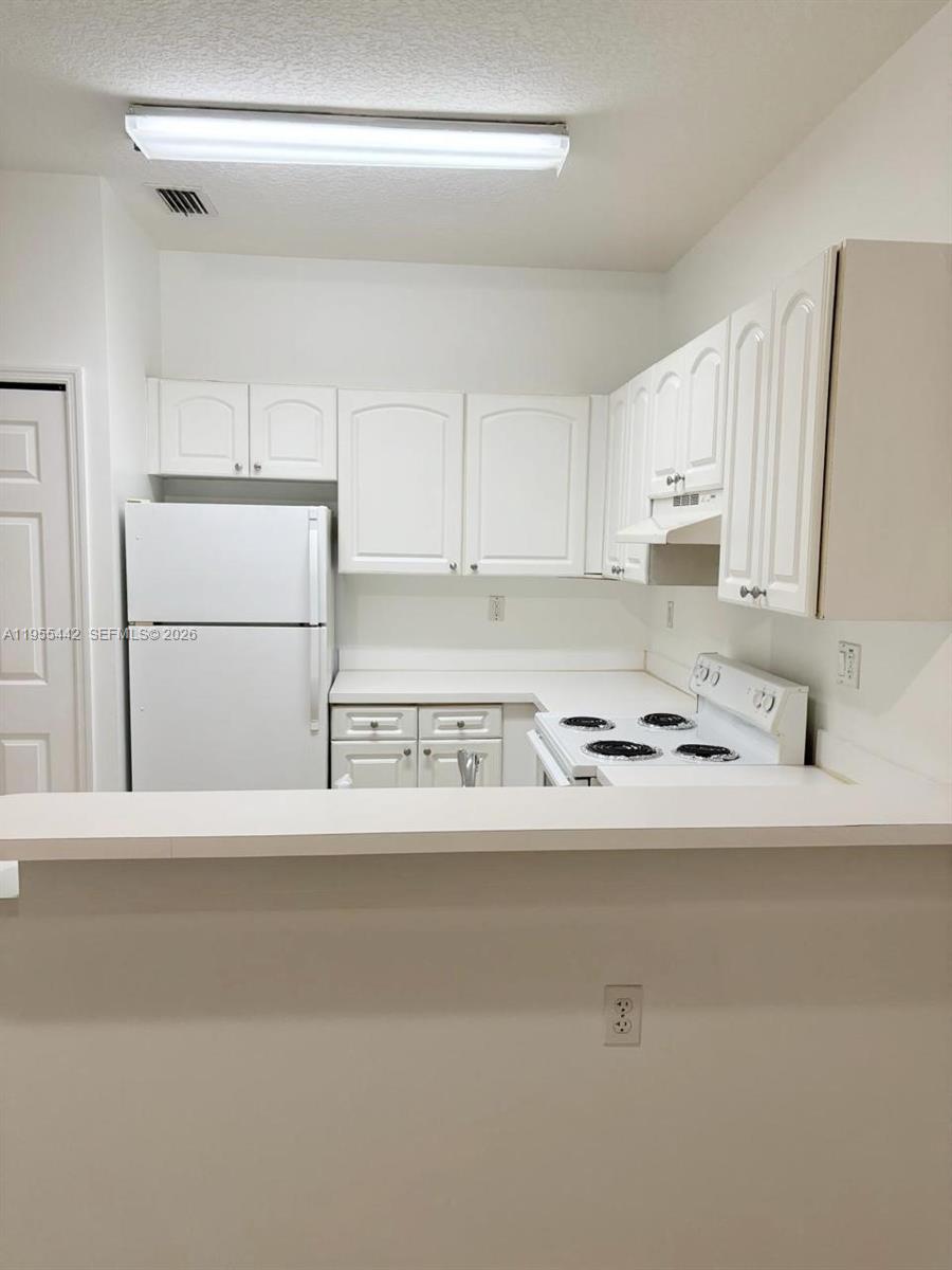 BIRD GROVE CONDO - Residential