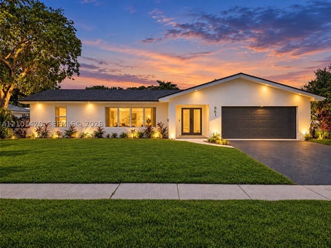 Photo of 861 NW 72nd Ave, Plantation, FL 33317 (MLS # A12101420)