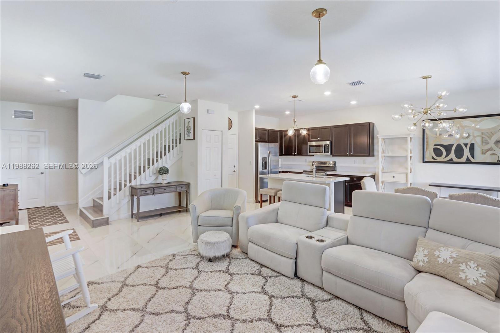 AQUABELLA SECTION ONE - Residential