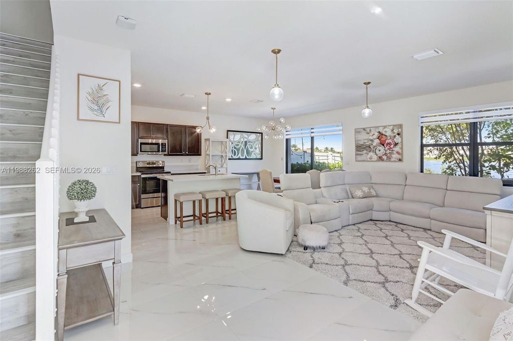 Photo of 3375 W 100th Ter, Hialeah, FL 33018 (MLS # A11988262)