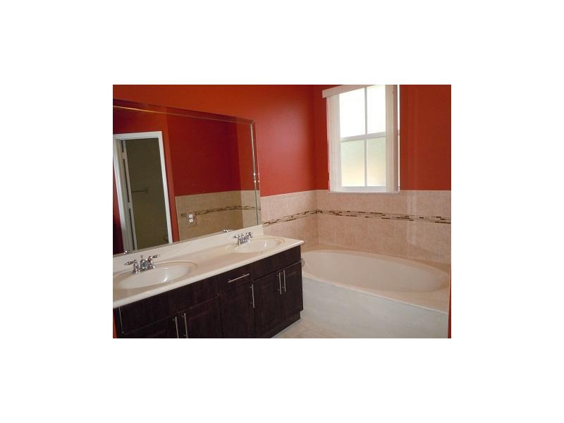 KENDALLAND - Residential Lease