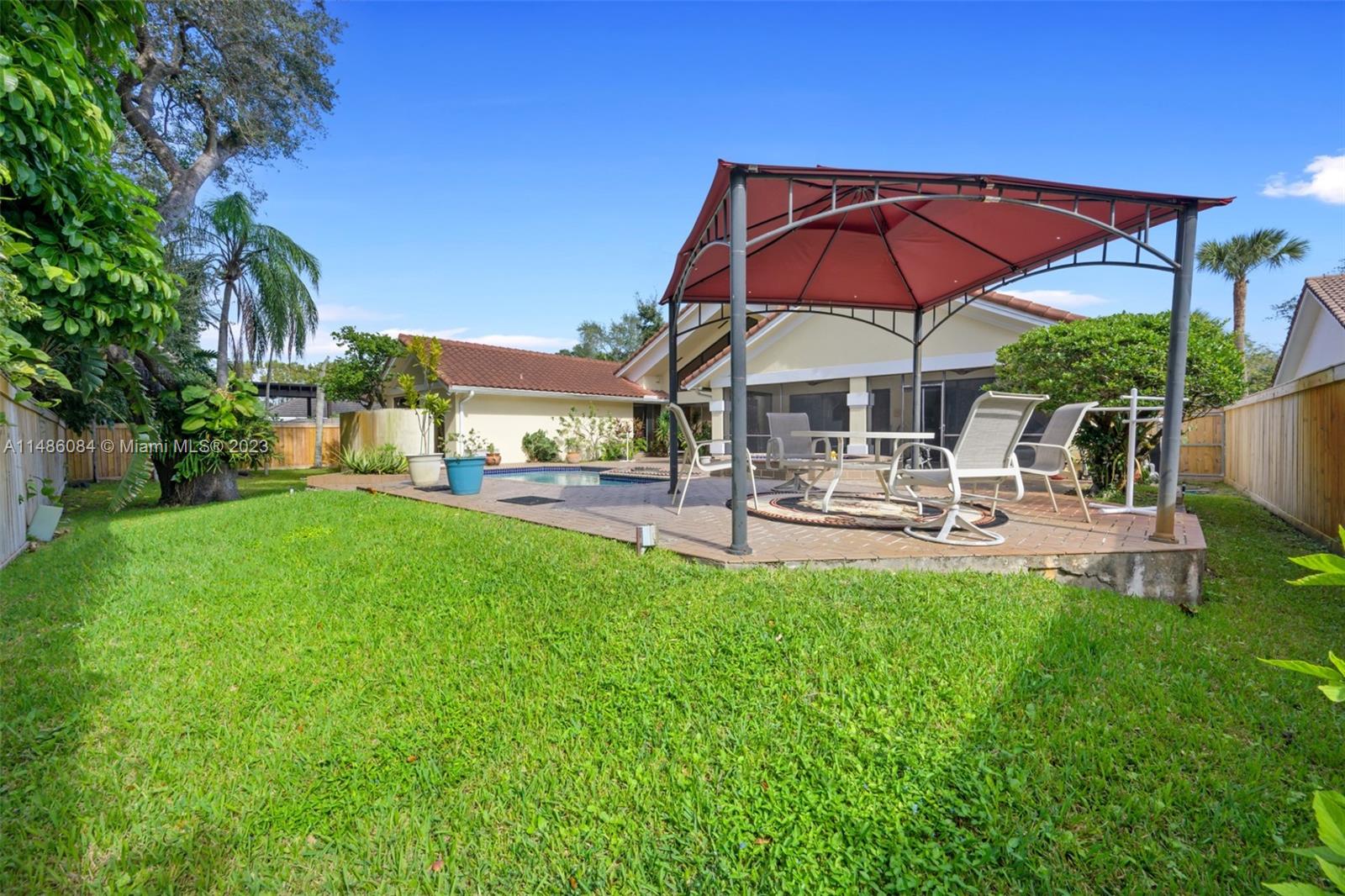 OAK FOREST - Residential