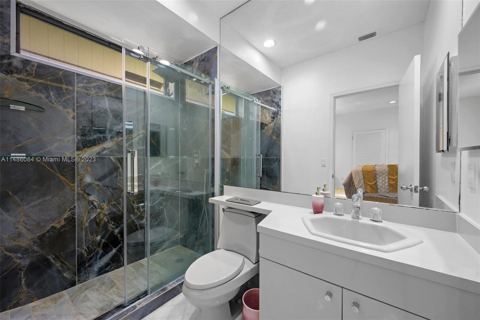 OAK FOREST - Residential