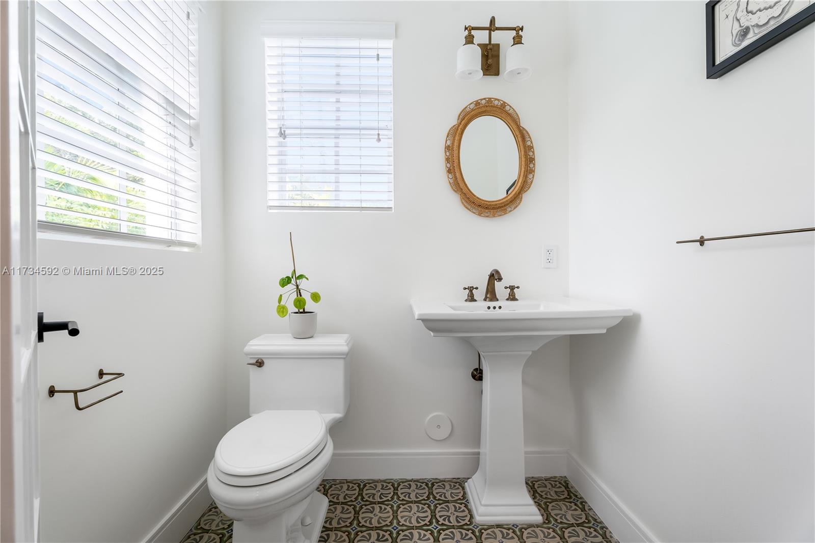 CORAL GABLE COUNTRY CLUB - Residential