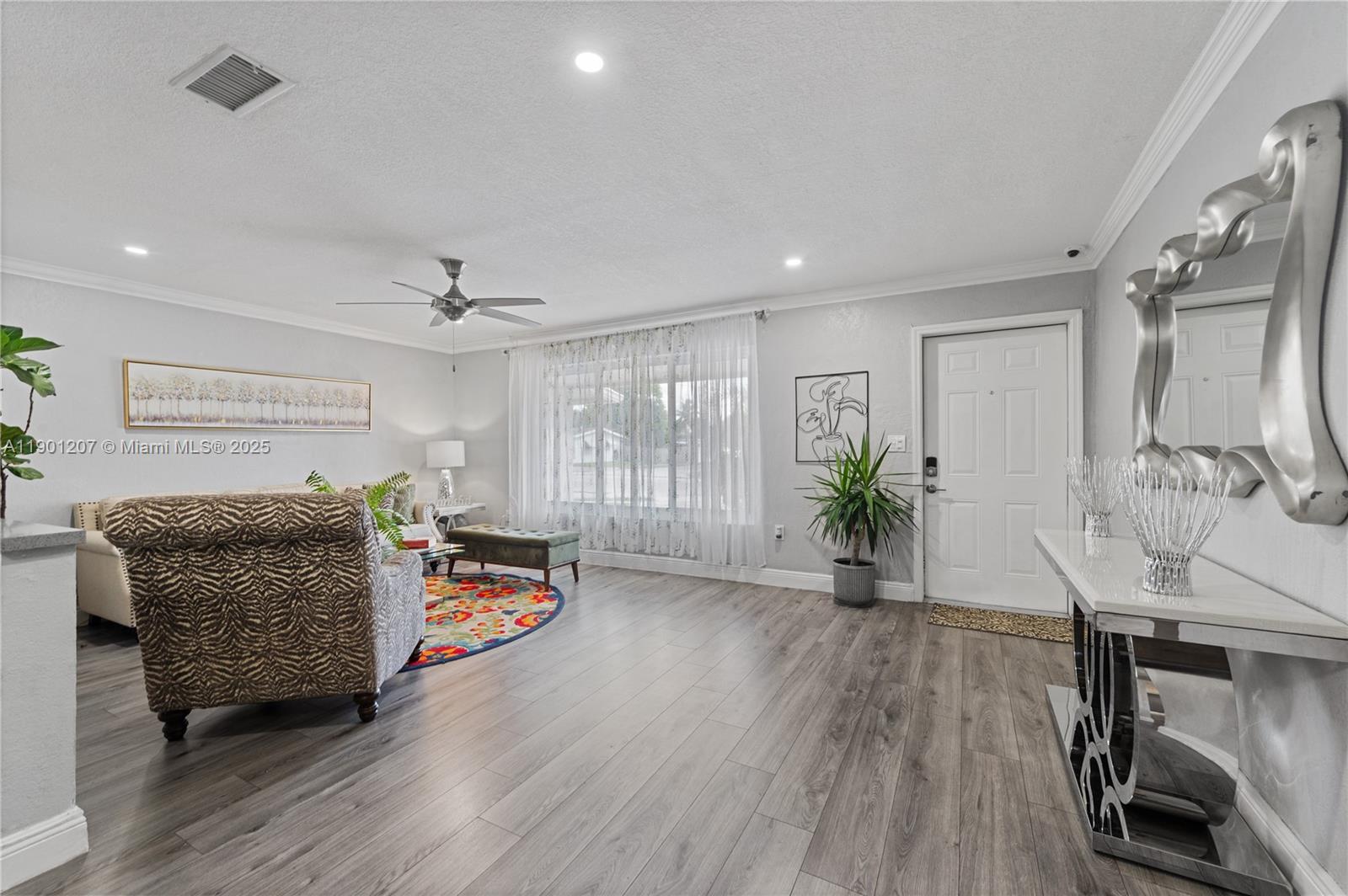 SUNRISE GOLF VILLAGE - Residential