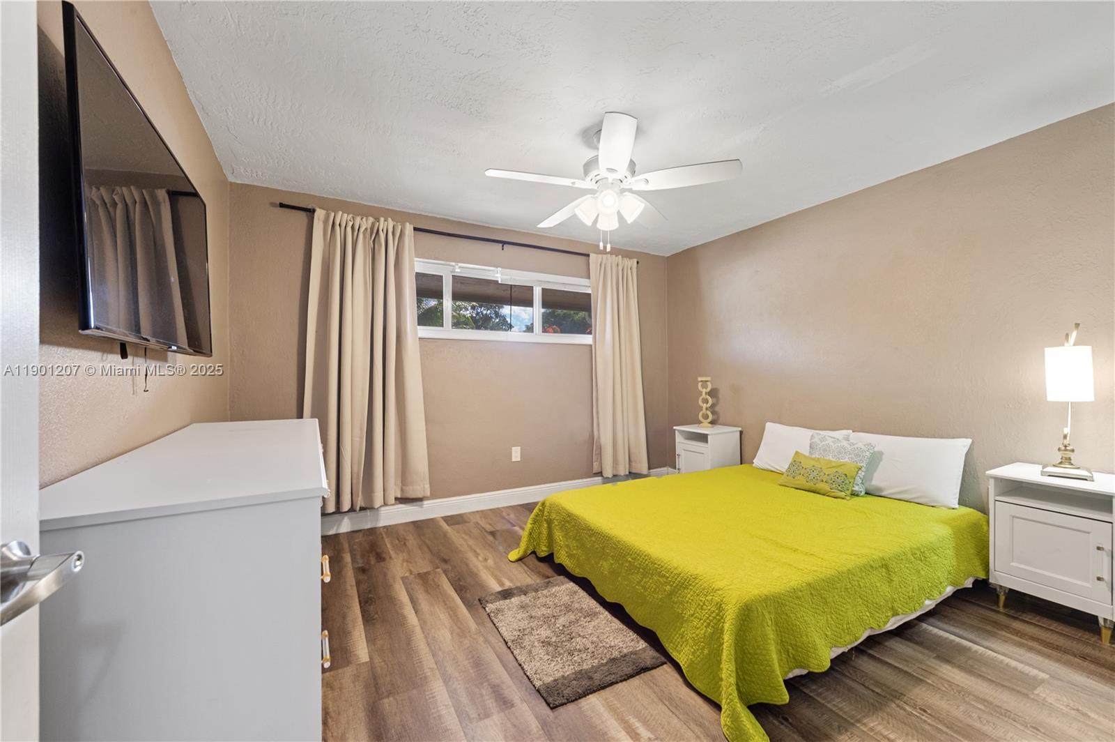 SUNRISE GOLF VILLAGE - Residential
