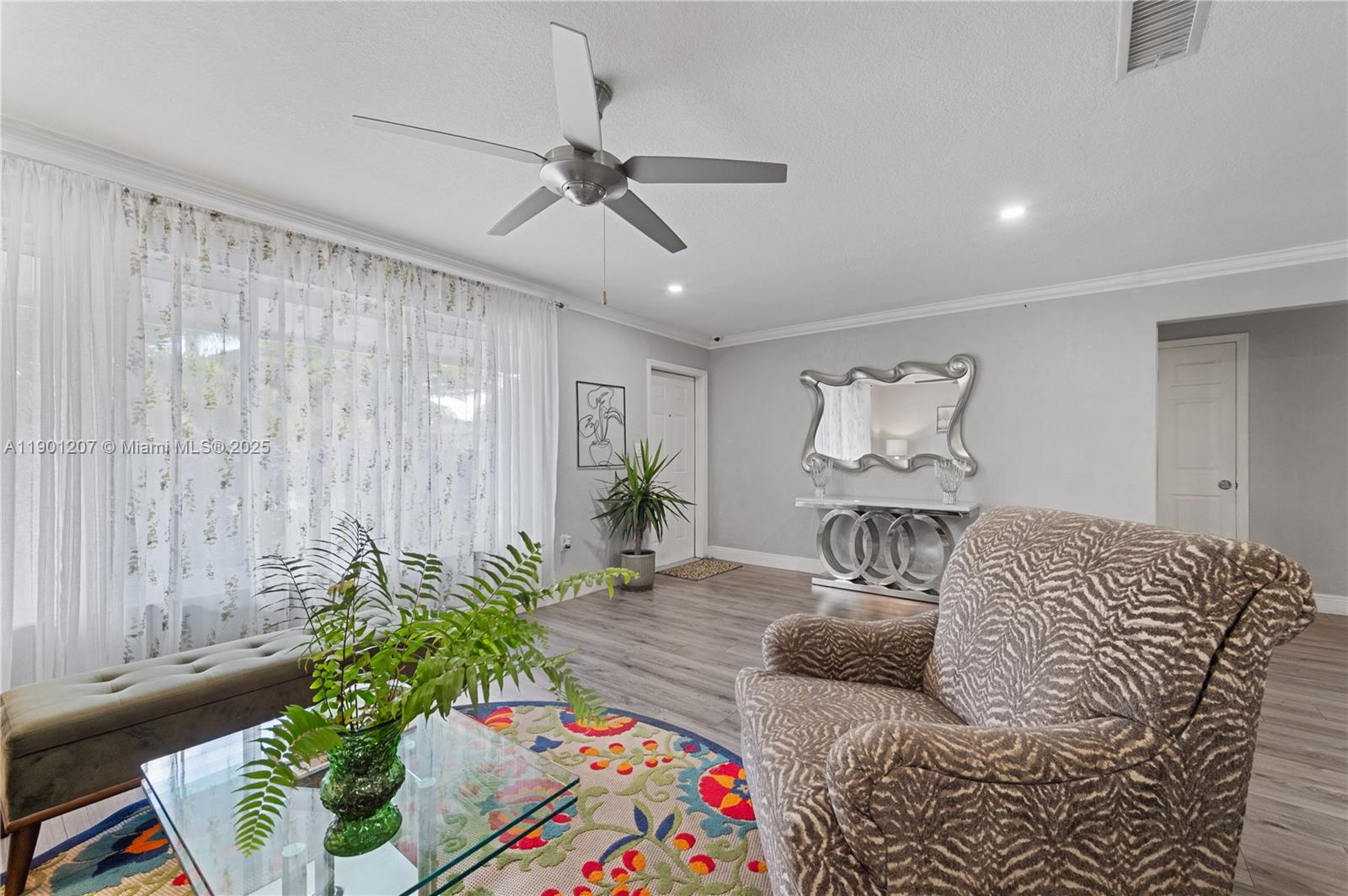SUNRISE GOLF VILLAGE - Residential