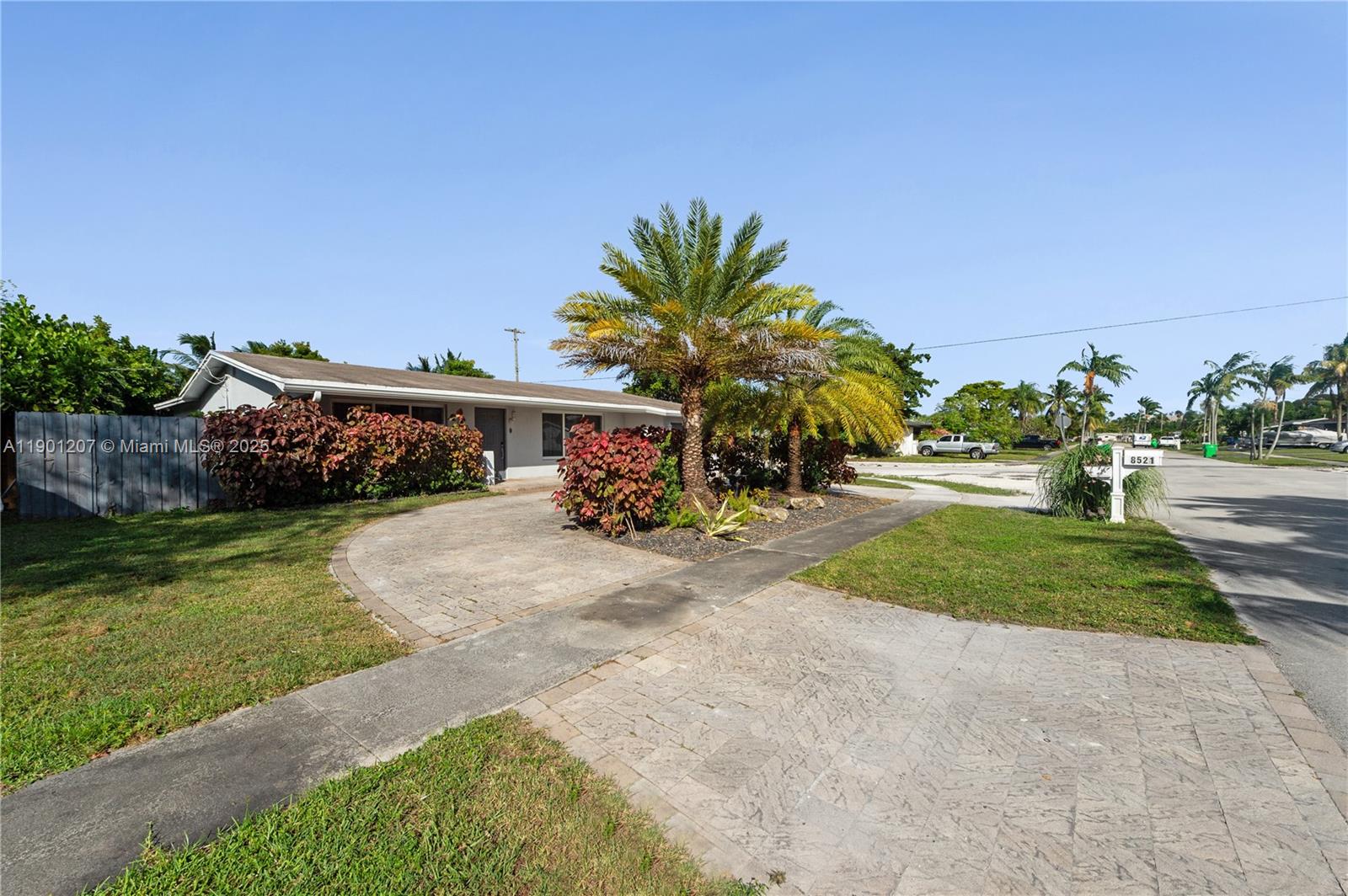 SUNRISE GOLF VILLAGE - Residential