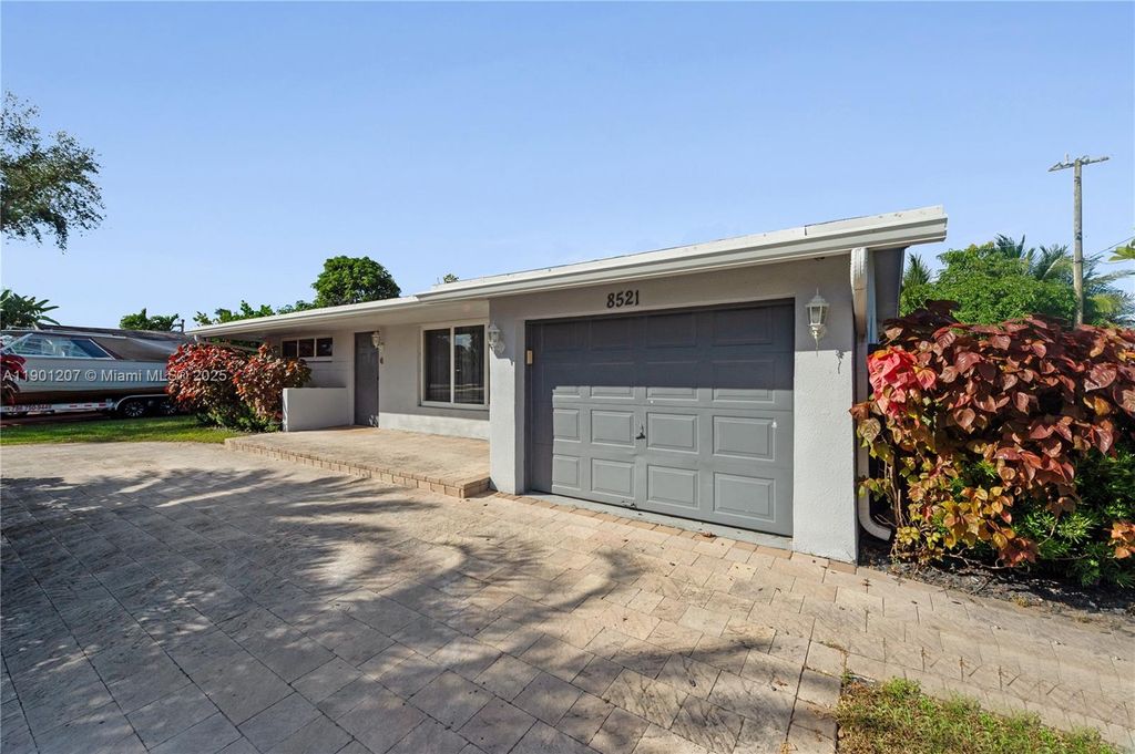 Photo of 8521 NW 28 Place, Sunrise, FL 33322 (MLS # A11901207)