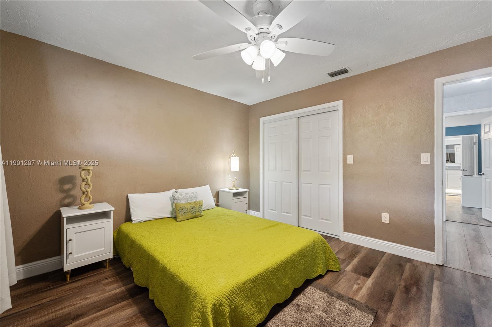 SUNRISE GOLF VILLAGE - Residential