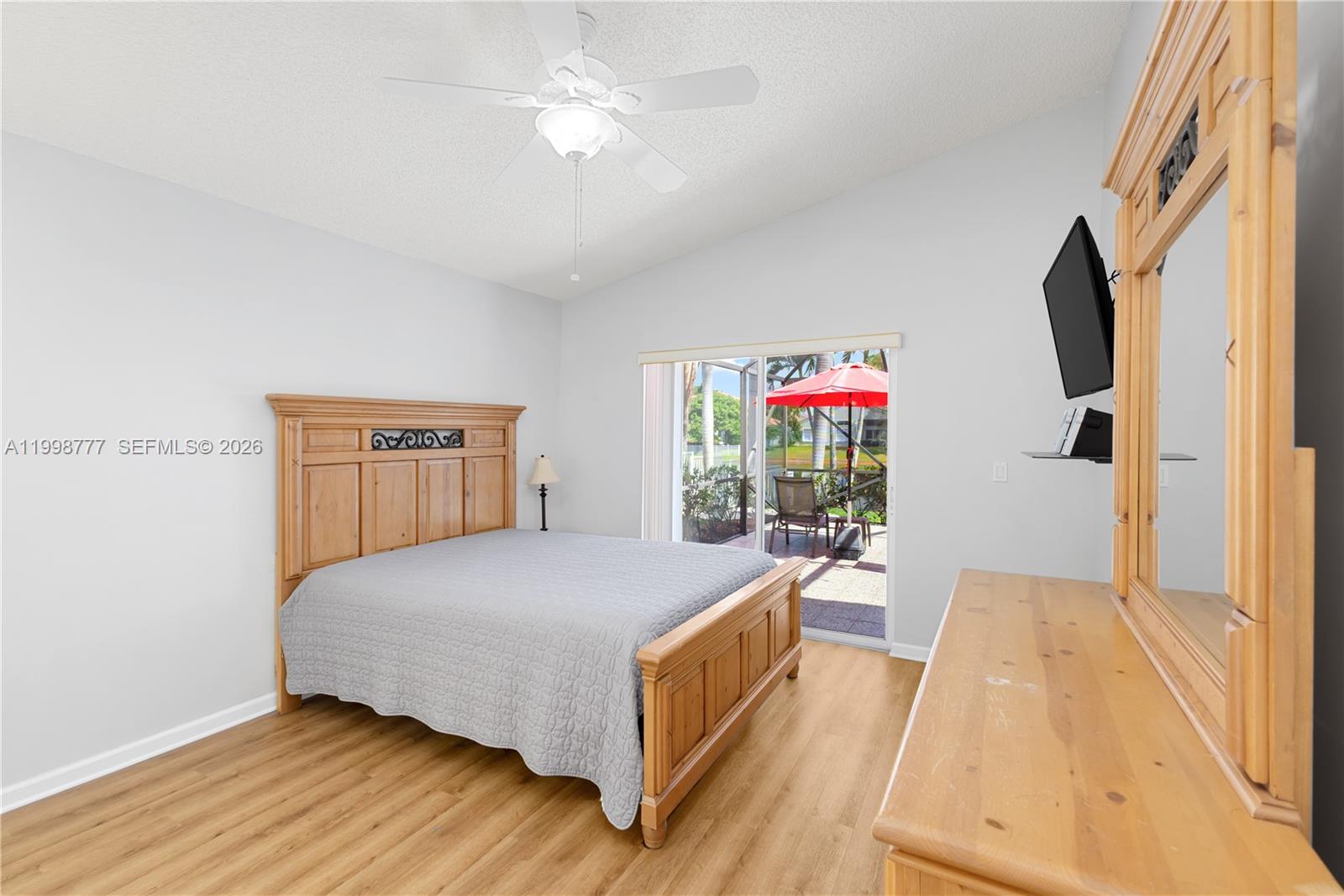 VULCAN MATERIALS COMPANY - Residential Lease