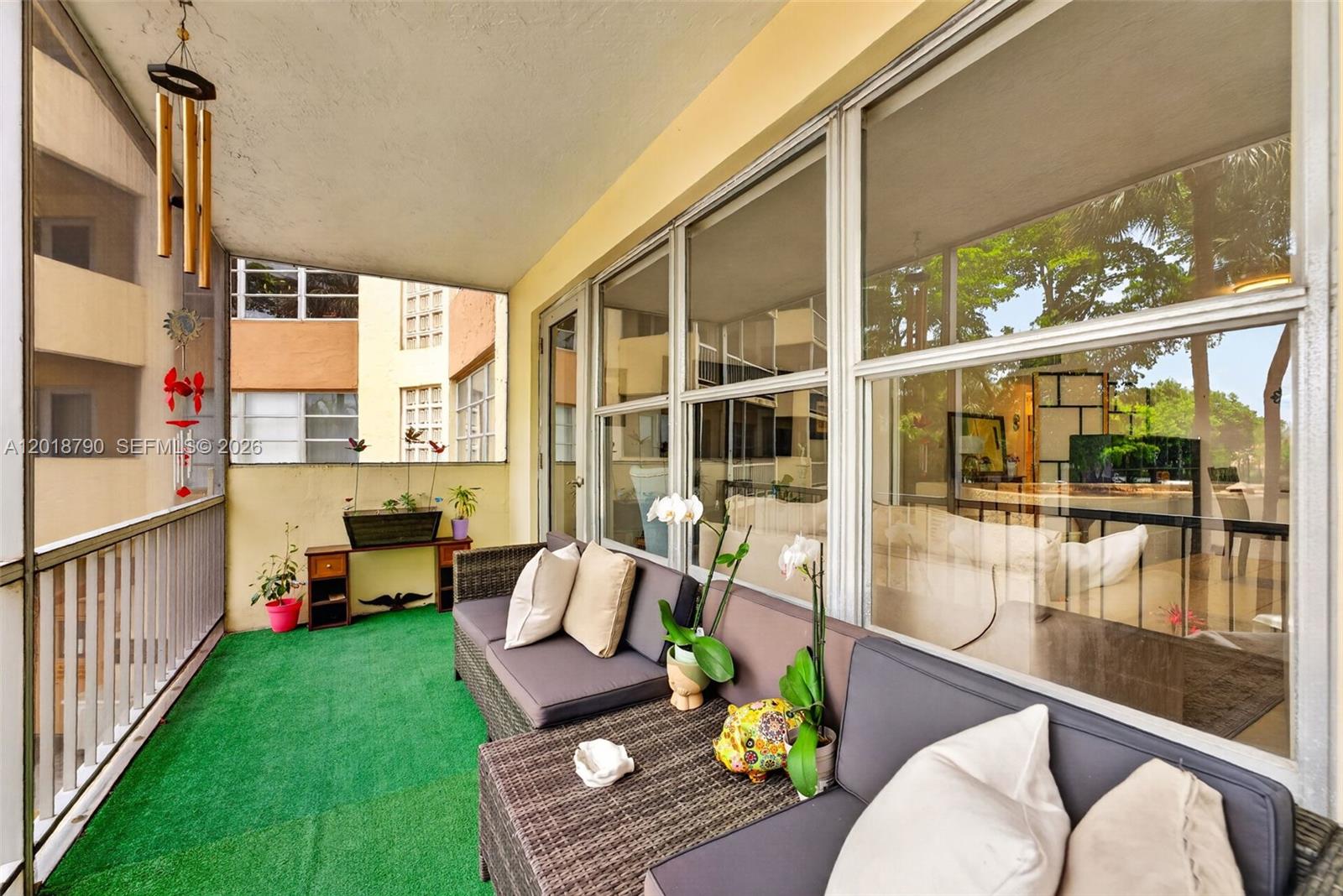 COUNTRY CLUB TOWER OF COR - Residential