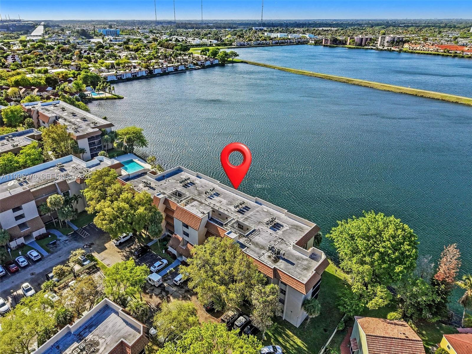 SUMMERTREE VILG CALIF CL - Residential Lease