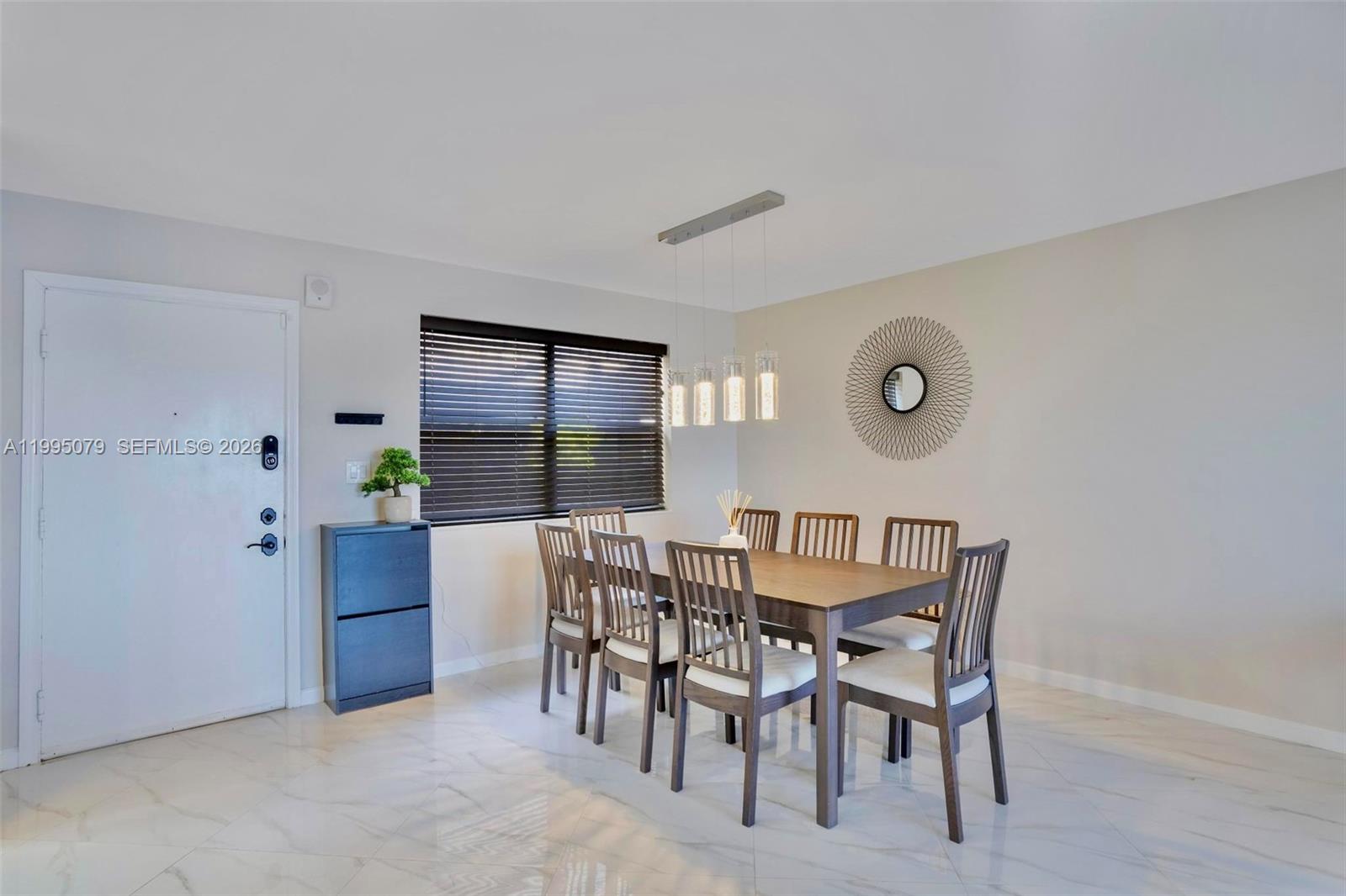 SUMMERTREE VILG CALIF CL - Residential Lease