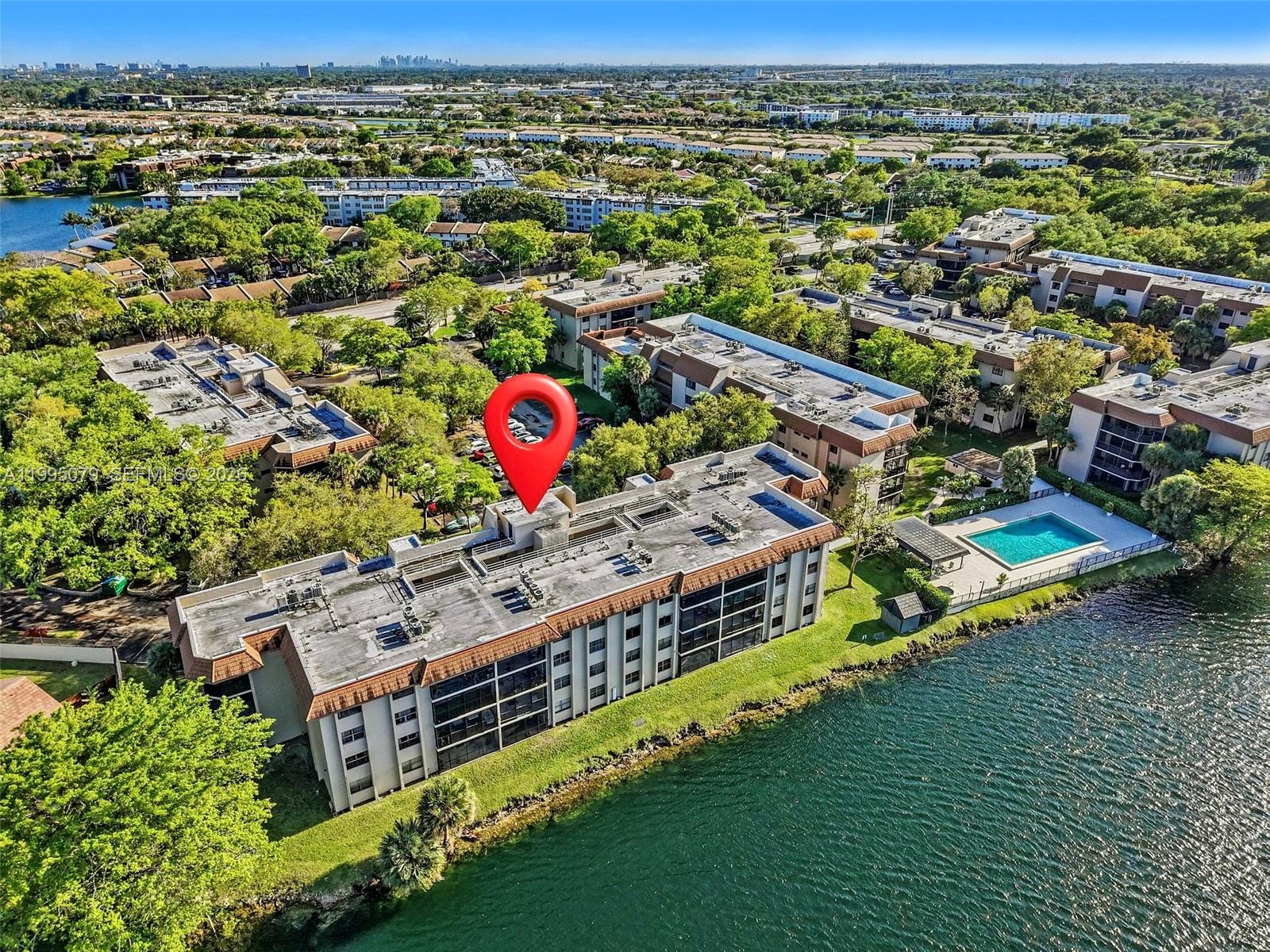 SUMMERTREE VILG CALIF CL - Residential Lease