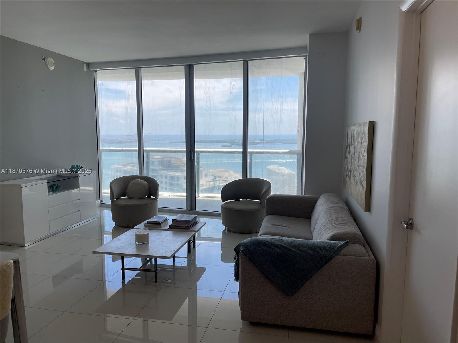 475 Brickell Ave 3807