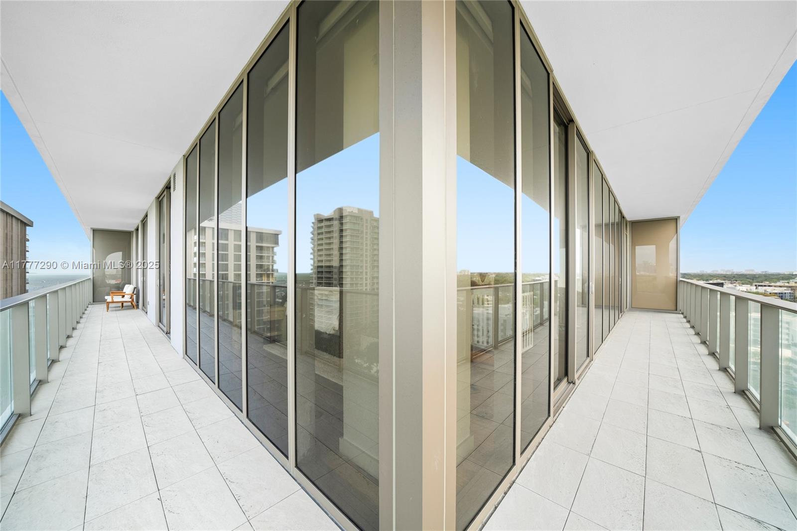 2678 Tigertail Ave 1002B