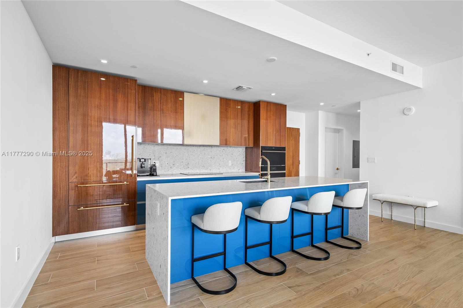 Mr. C Tigertail - Residential