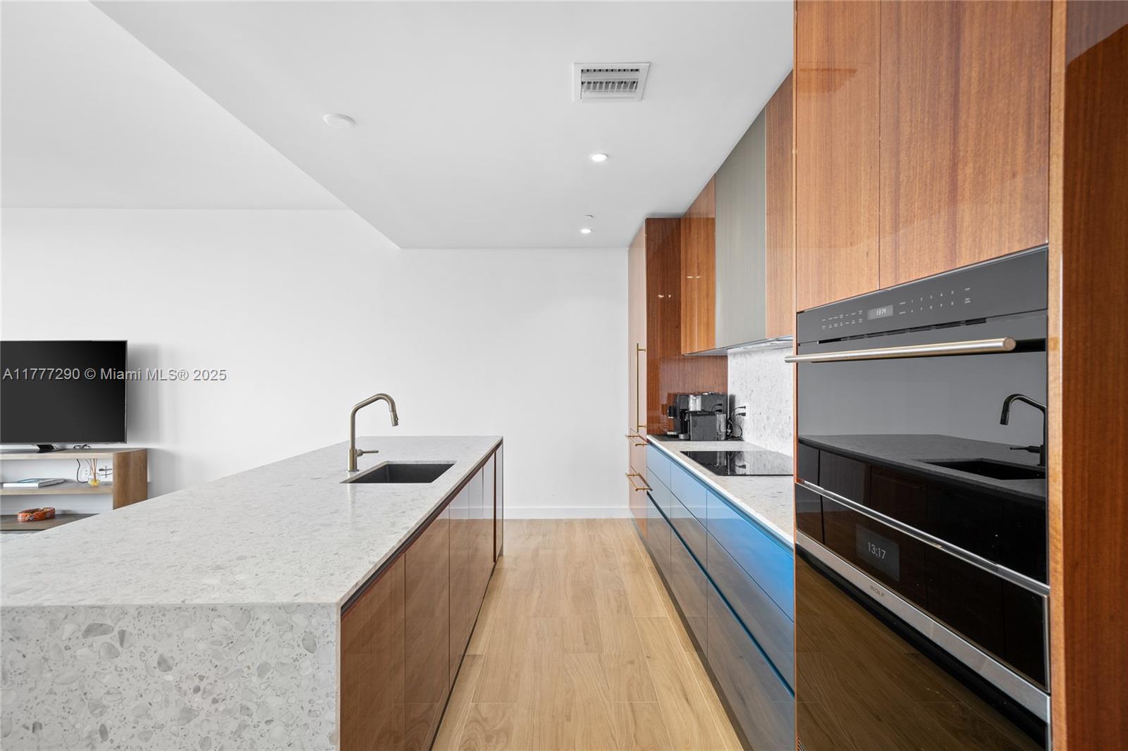 Mr. C Tigertail - Residential