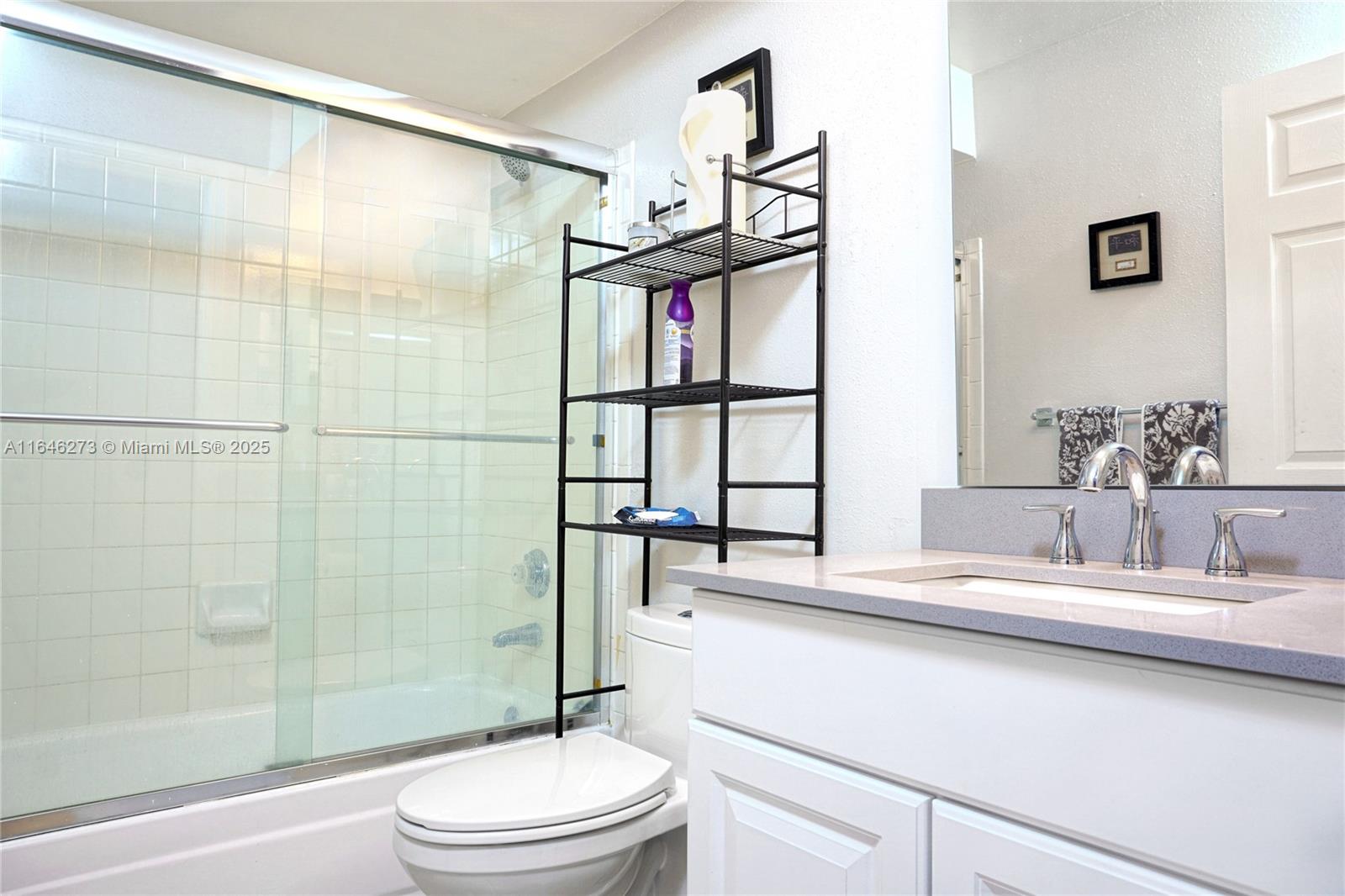 SAILBOAT POINTE CONDO - Residential