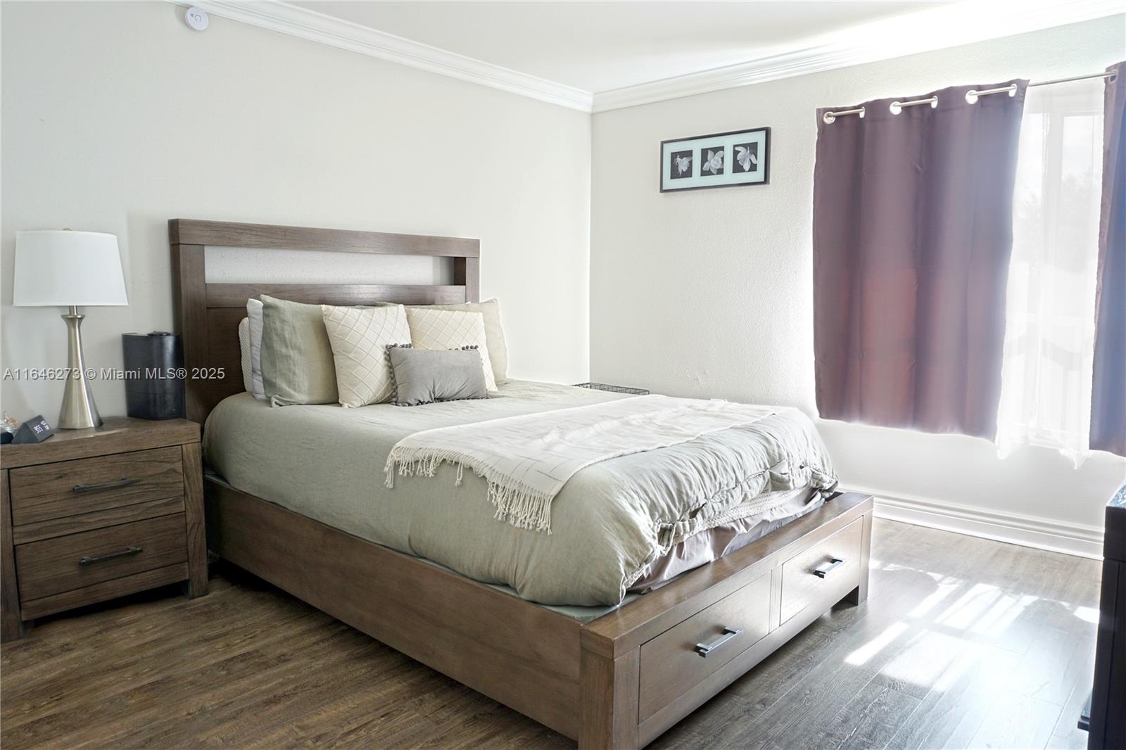SAILBOAT POINTE CONDO - Residential