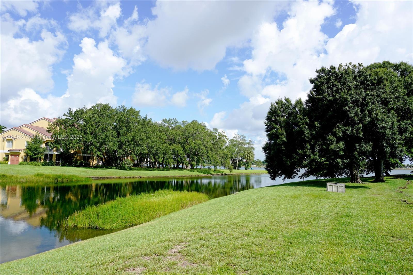 SAILBOAT POINTE CONDO - Residential
