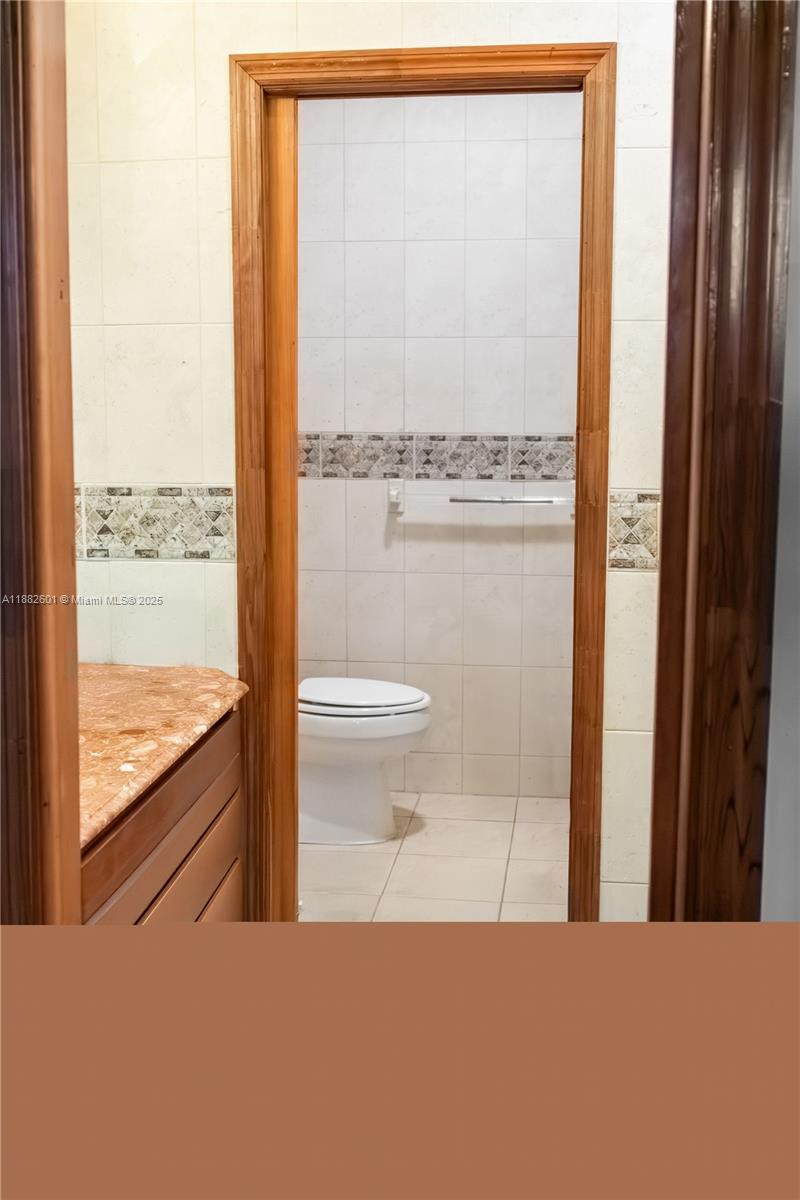 SUNNY ISLES INLAND - Residential