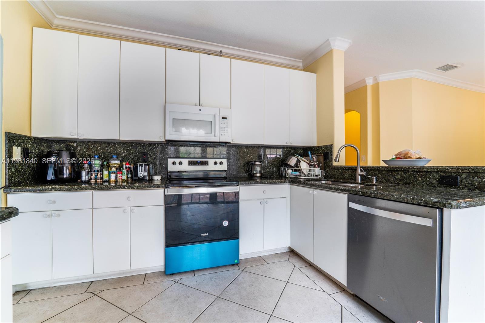 CENTURY VILLAS - Residential Lease