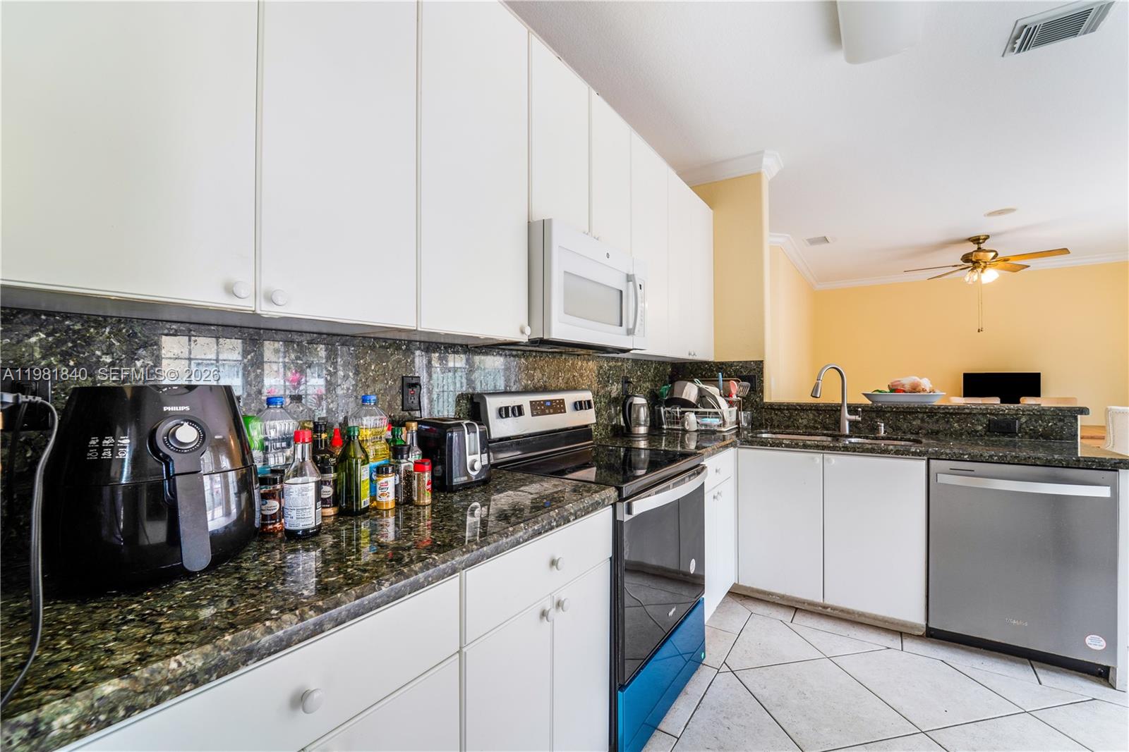 CENTURY VILLAS - Residential Lease