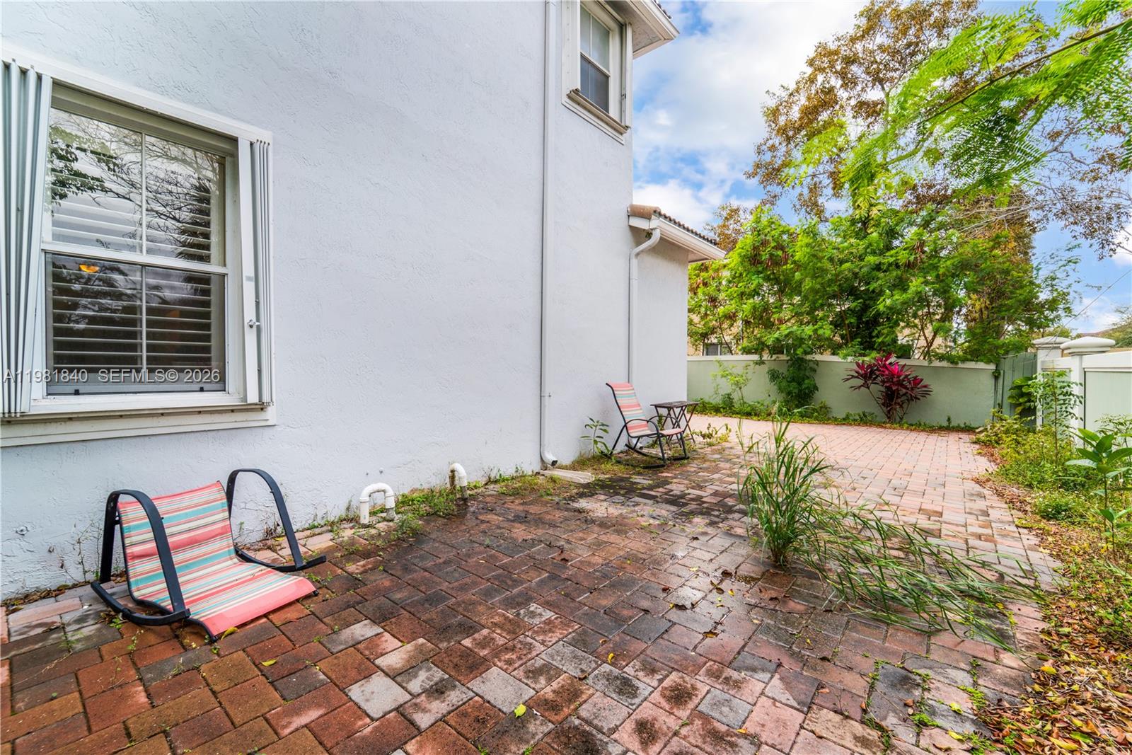 CENTURY VILLAS - Residential Lease