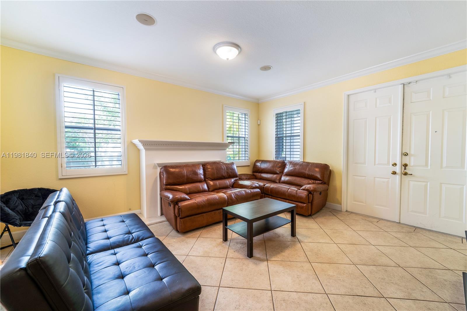 CENTURY VILLAS - Residential Lease