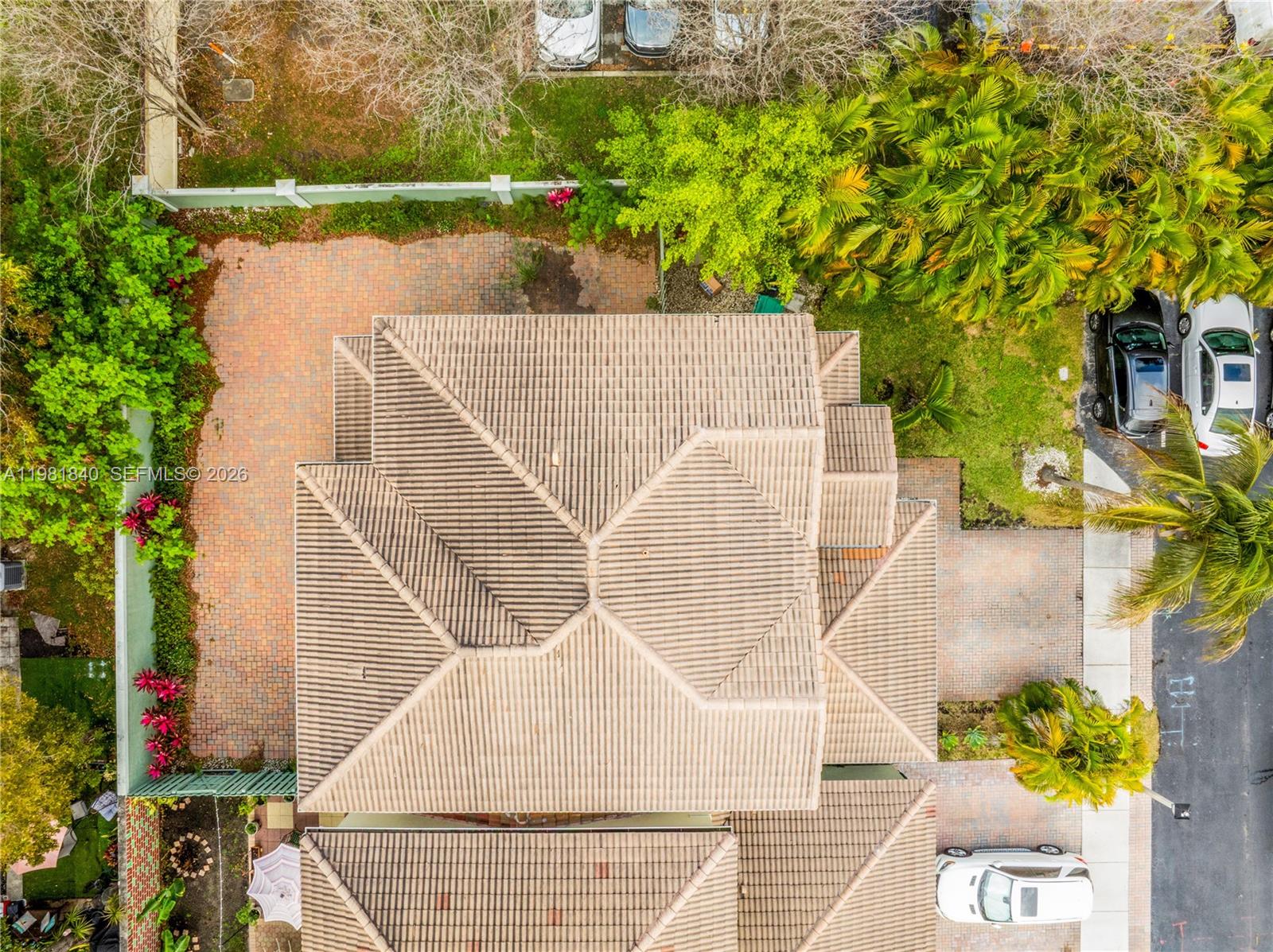 CENTURY VILLAS - Residential Lease