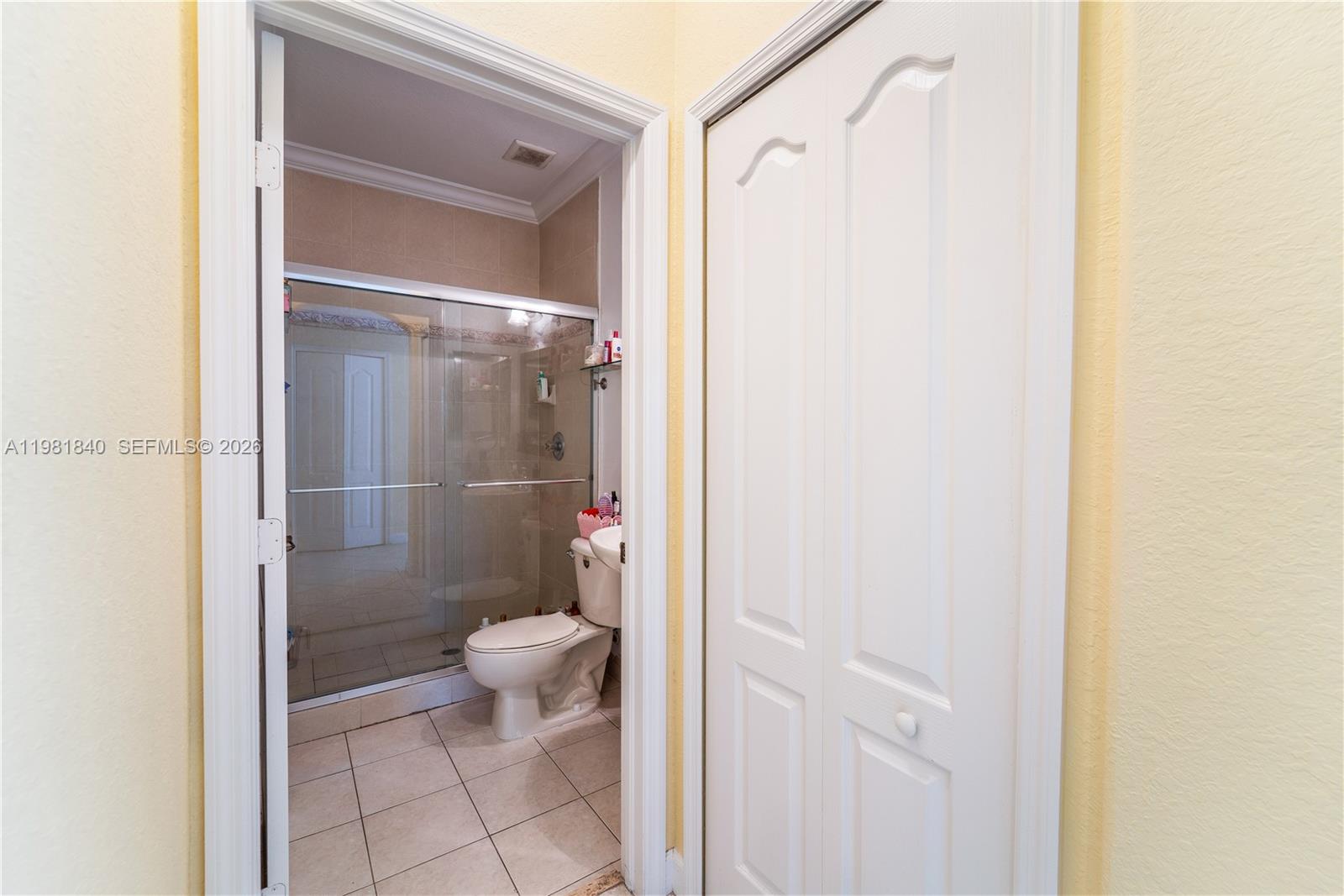 CENTURY VILLAS - Residential Lease