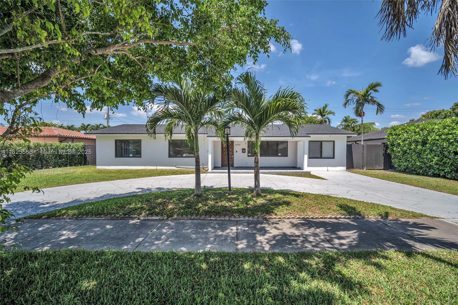 3980 SW 121st Ave House