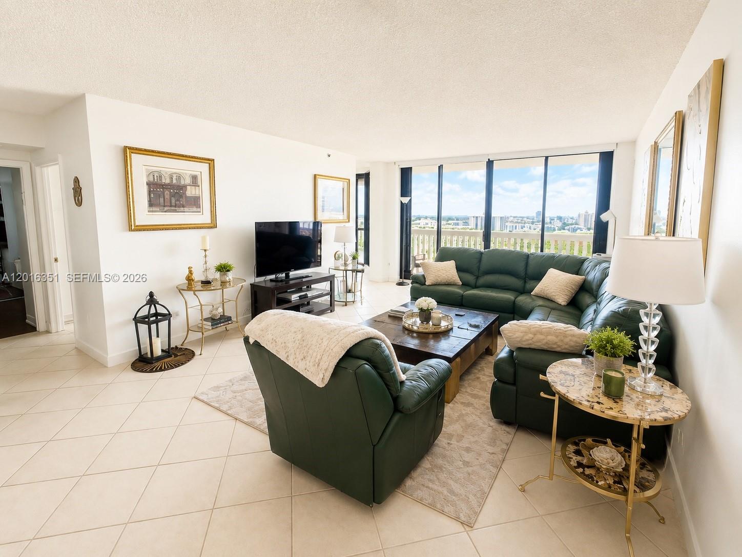2000 ISL BLVD WILLIAMS IS - Residential Lease
