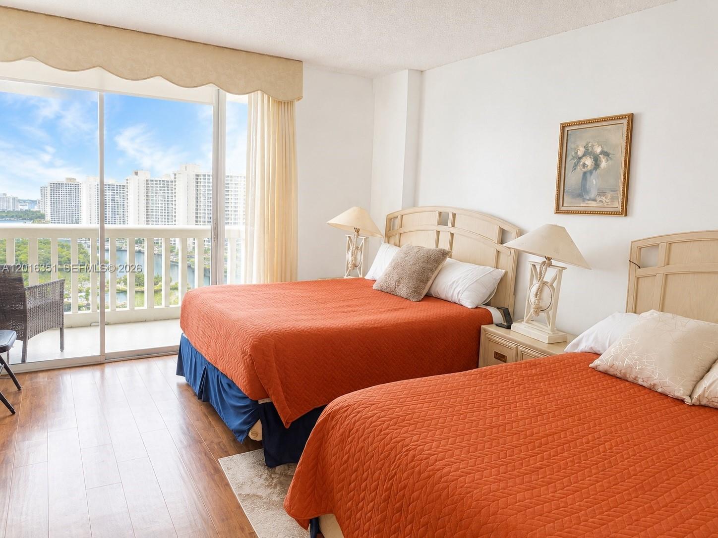2000 ISL BLVD WILLIAMS IS - Residential Lease