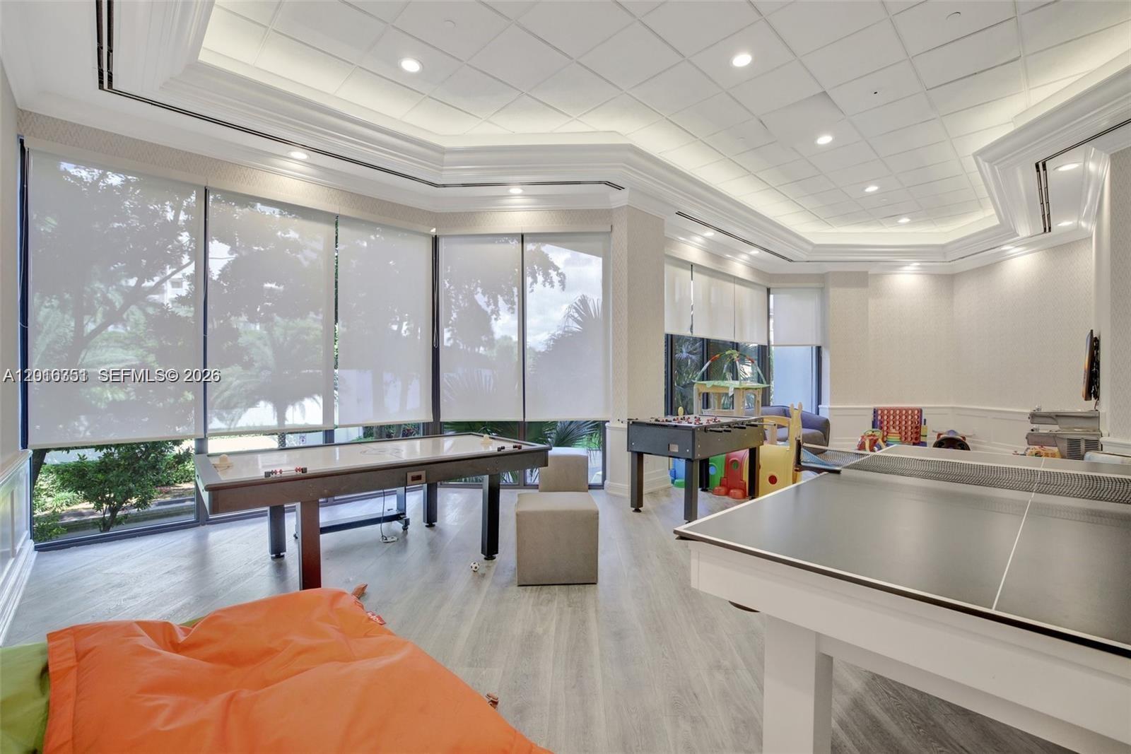 2000 ISL BLVD WILLIAMS IS - Residential Lease