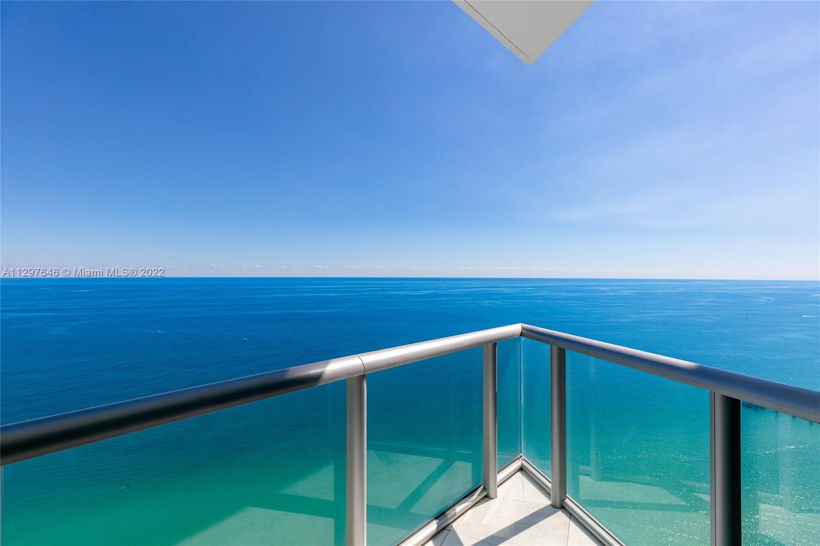 JADE OCEAN CONDO - Residential