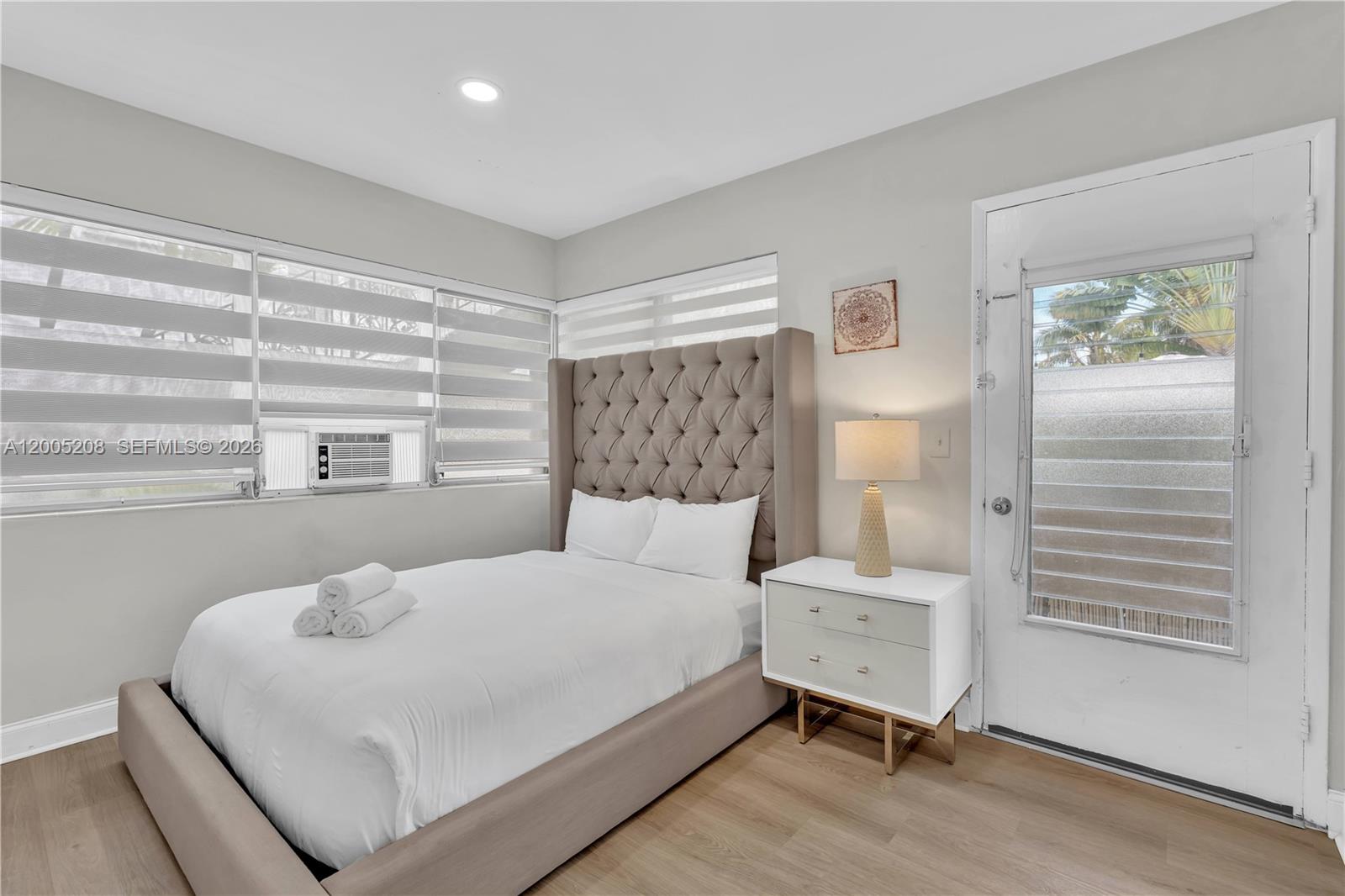 BAY HARBOUR ISLAND - Residential Lease