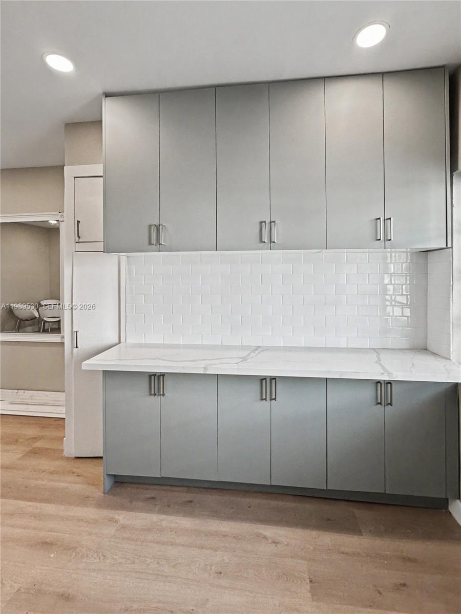 THE LORENA CONDO - Residential Lease