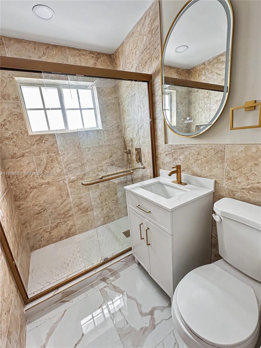 THE LORENA CONDO - Residential Lease