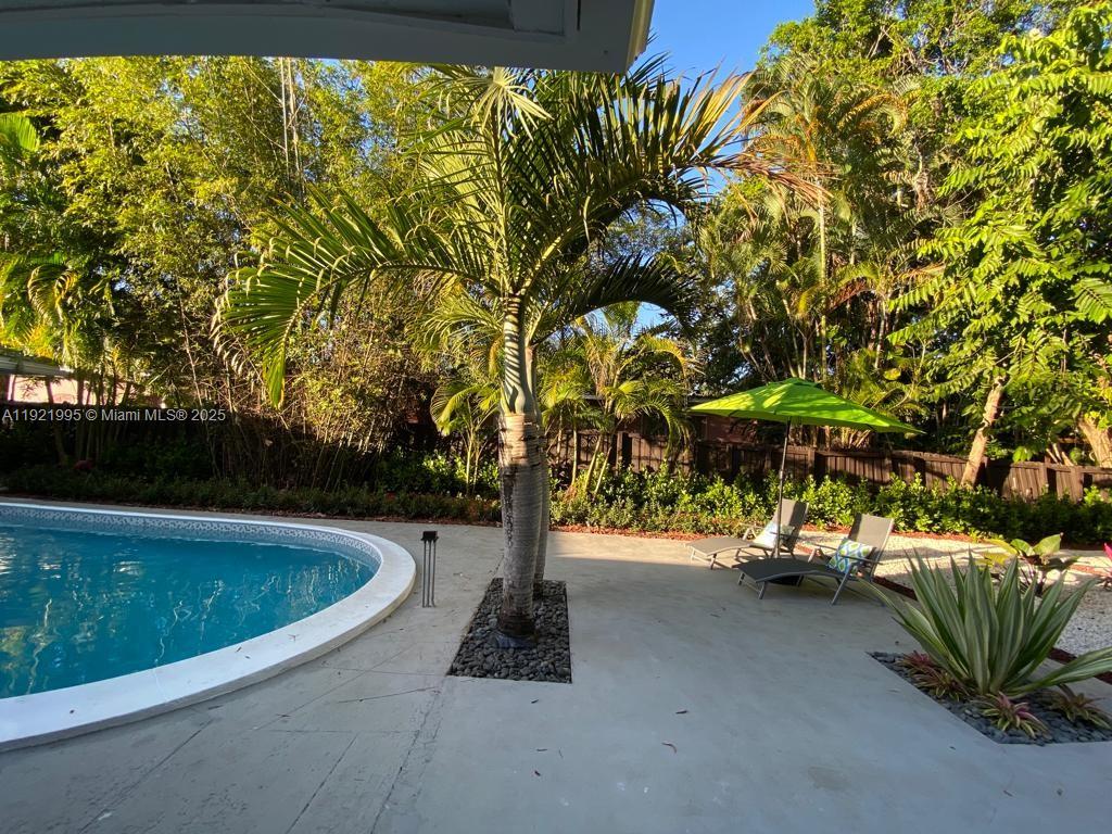 ROBERTSON PARK - Residential