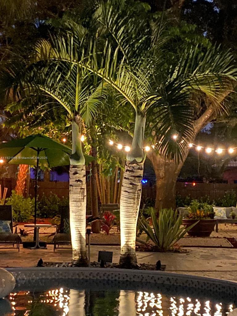 ROBERTSON PARK - Residential