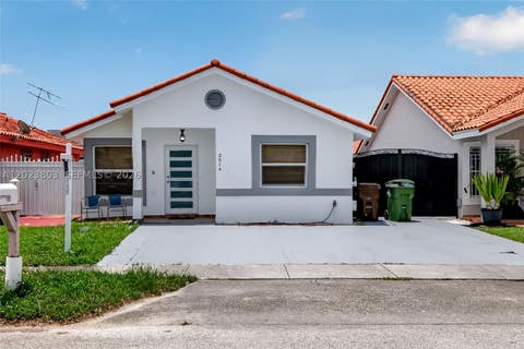 Photo of 2514 W 74th St, Hialeah, FL 33016 (MLS # A12023803)