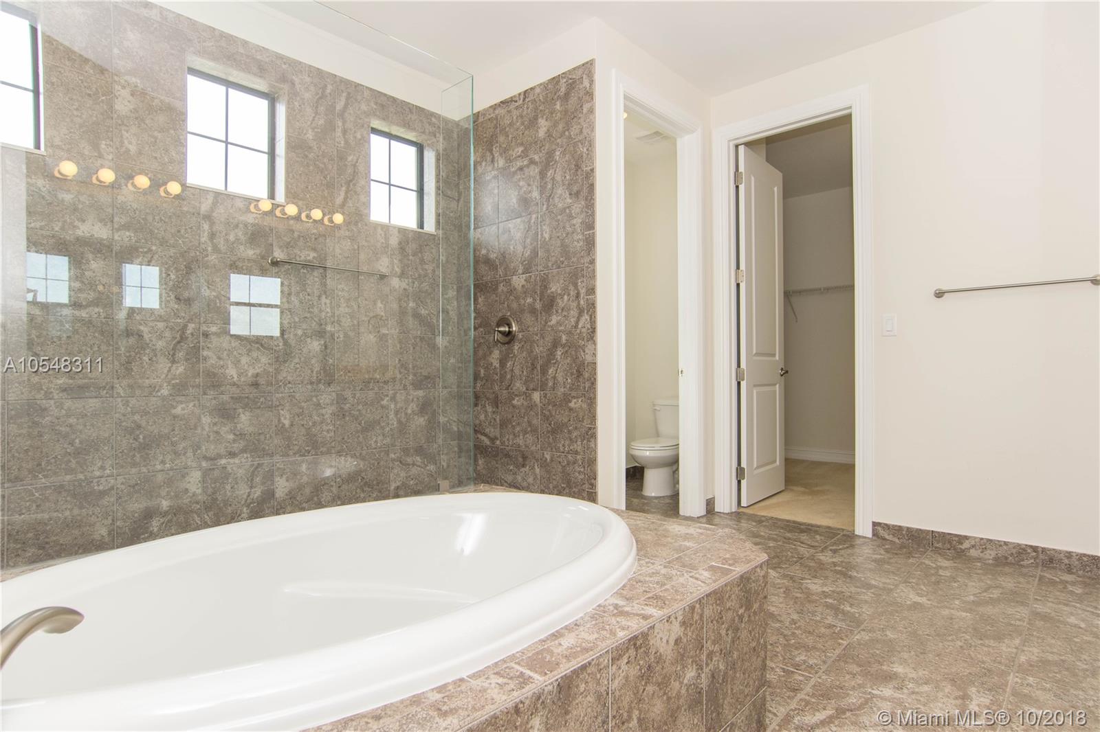 BRUSCHI PROPERTY - Residential