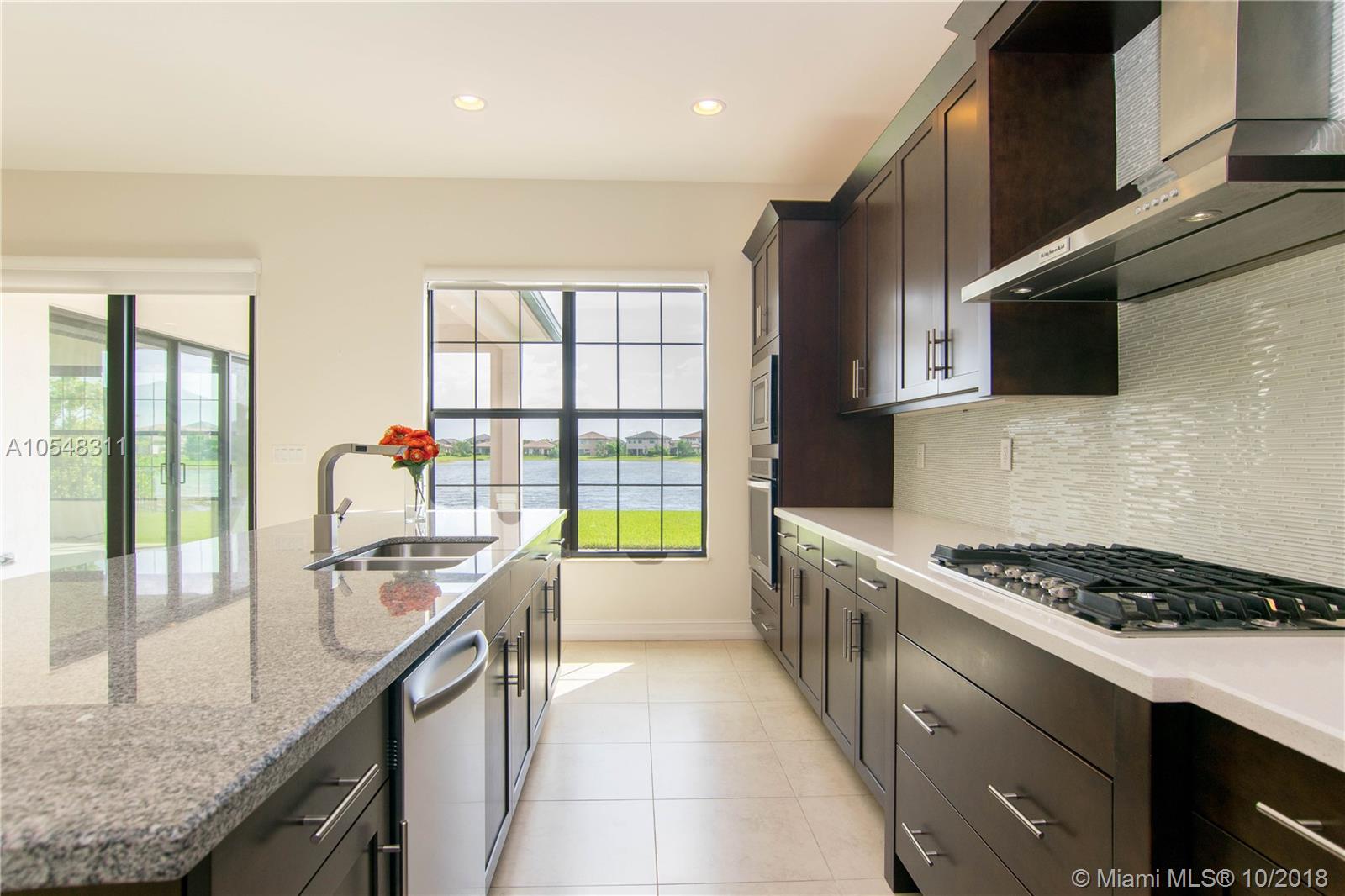 BRUSCHI PROPERTY - Residential