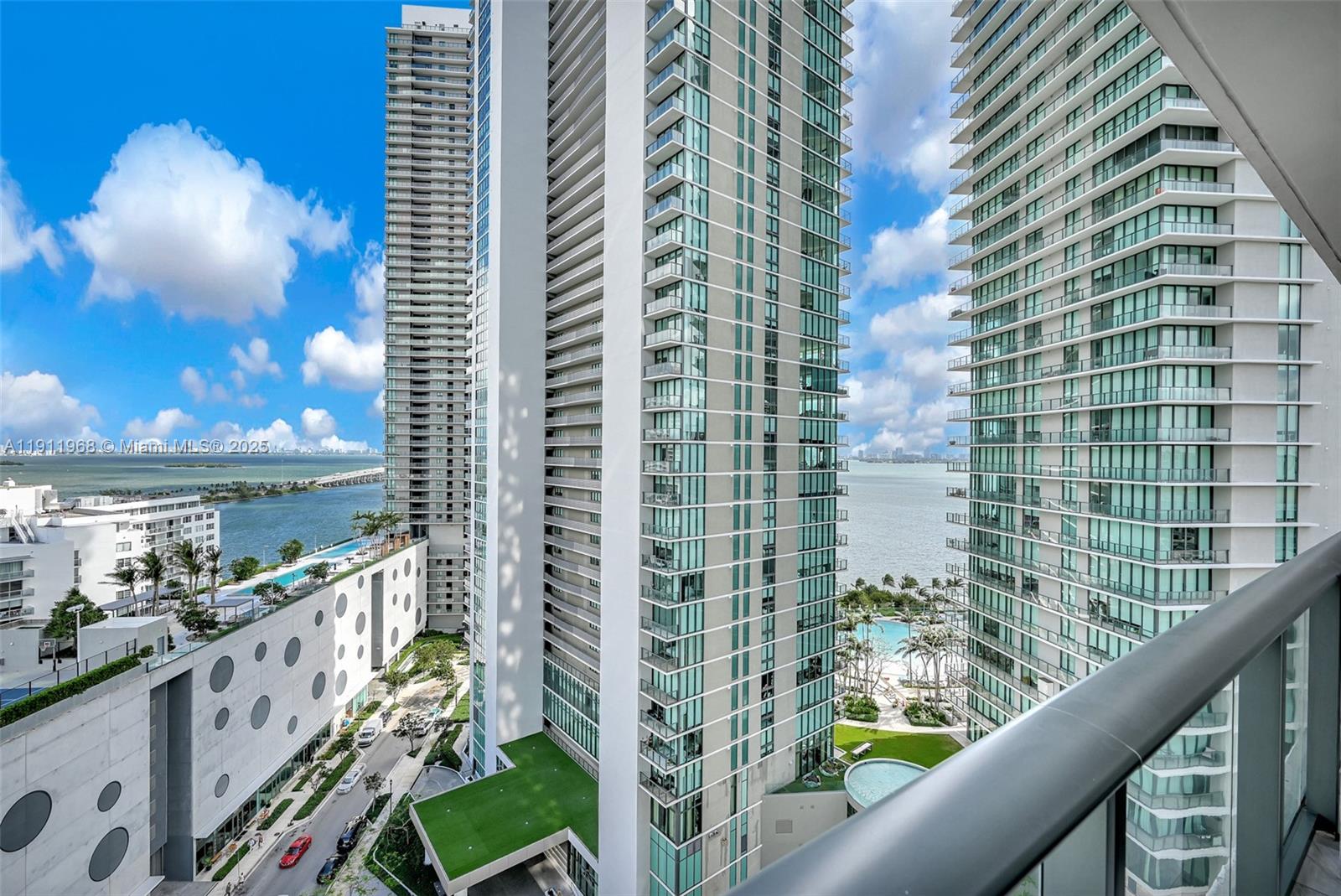 PARAISO BAYVIEWS CONDO - Residential Lease